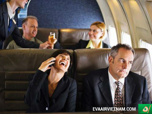 Đặt mua vé máy bay giá rẻ hãng EVA Air