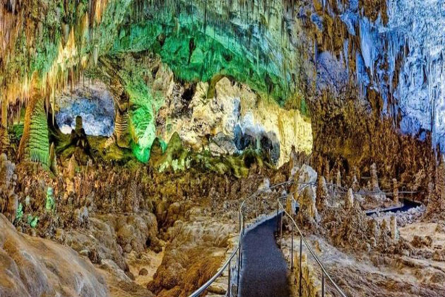 Thám hiểm các các hang động đẹp ngoạn mục ở Mỹ
