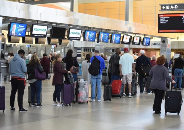 Cần đến sân bay trước giờ khởi hành bao lâu?