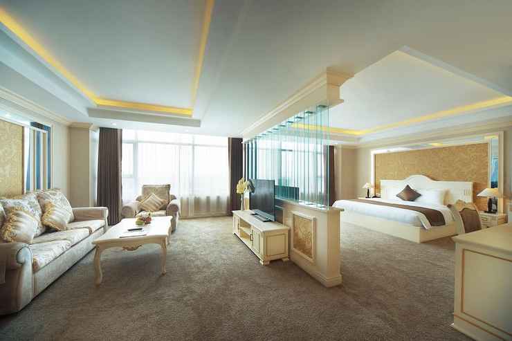 Phòng grand suite Khách sạn Mường Thanh Quảng Nam