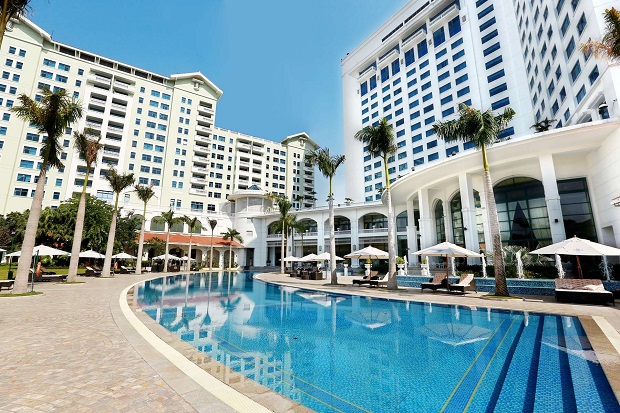 Khách sạn Hà nội có hồ bơi đẹp